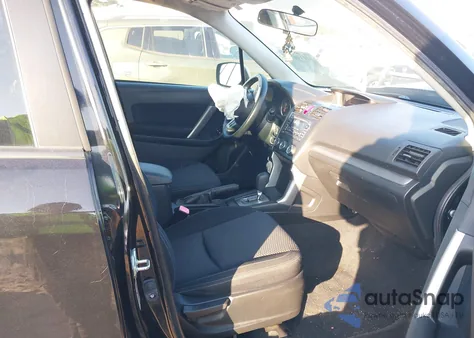 2014 Subaru Forester 2.5I из США, поврежденный, VIN JF2SJAAC7EH411426